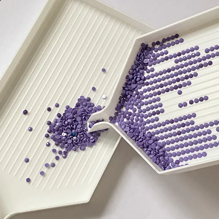 Accessoires peinture diamant plateaux stylos