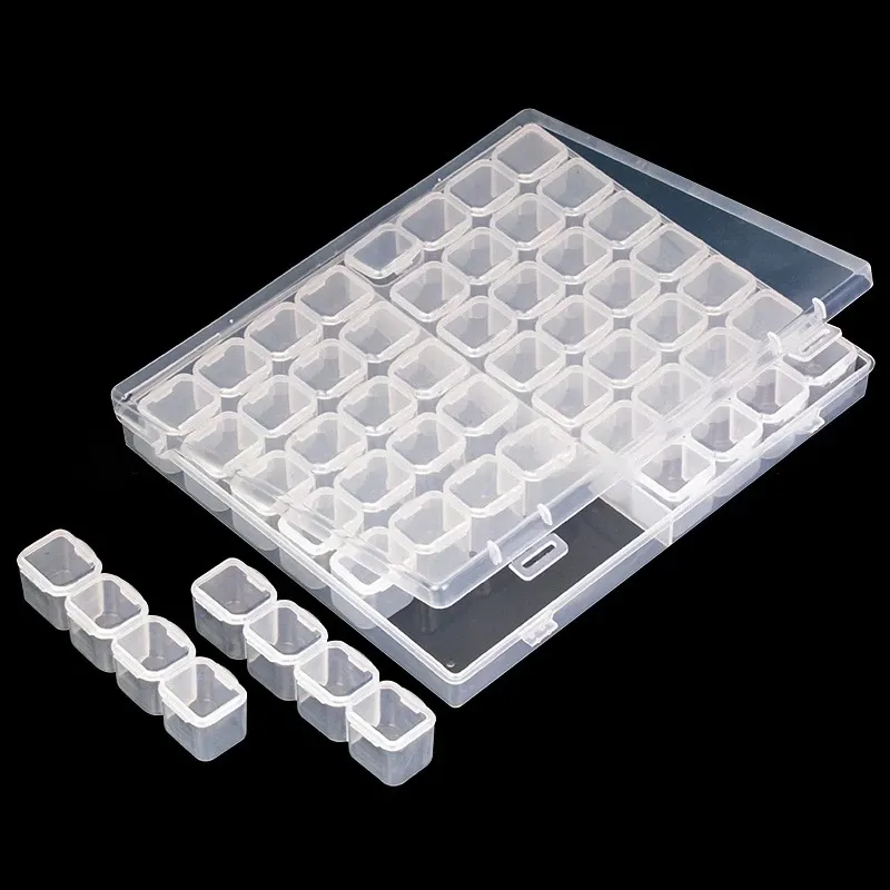 Boîte de rangement plastique 28 à 56 compartiments pour accessoires
