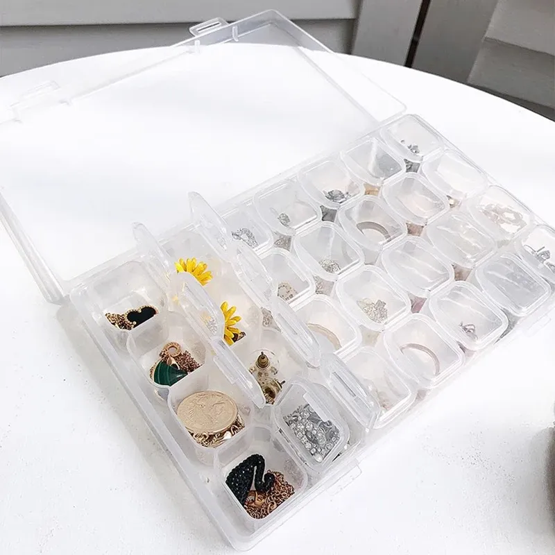 Boîte de rangement plastique 28 à 56 compartiments pour accessoires