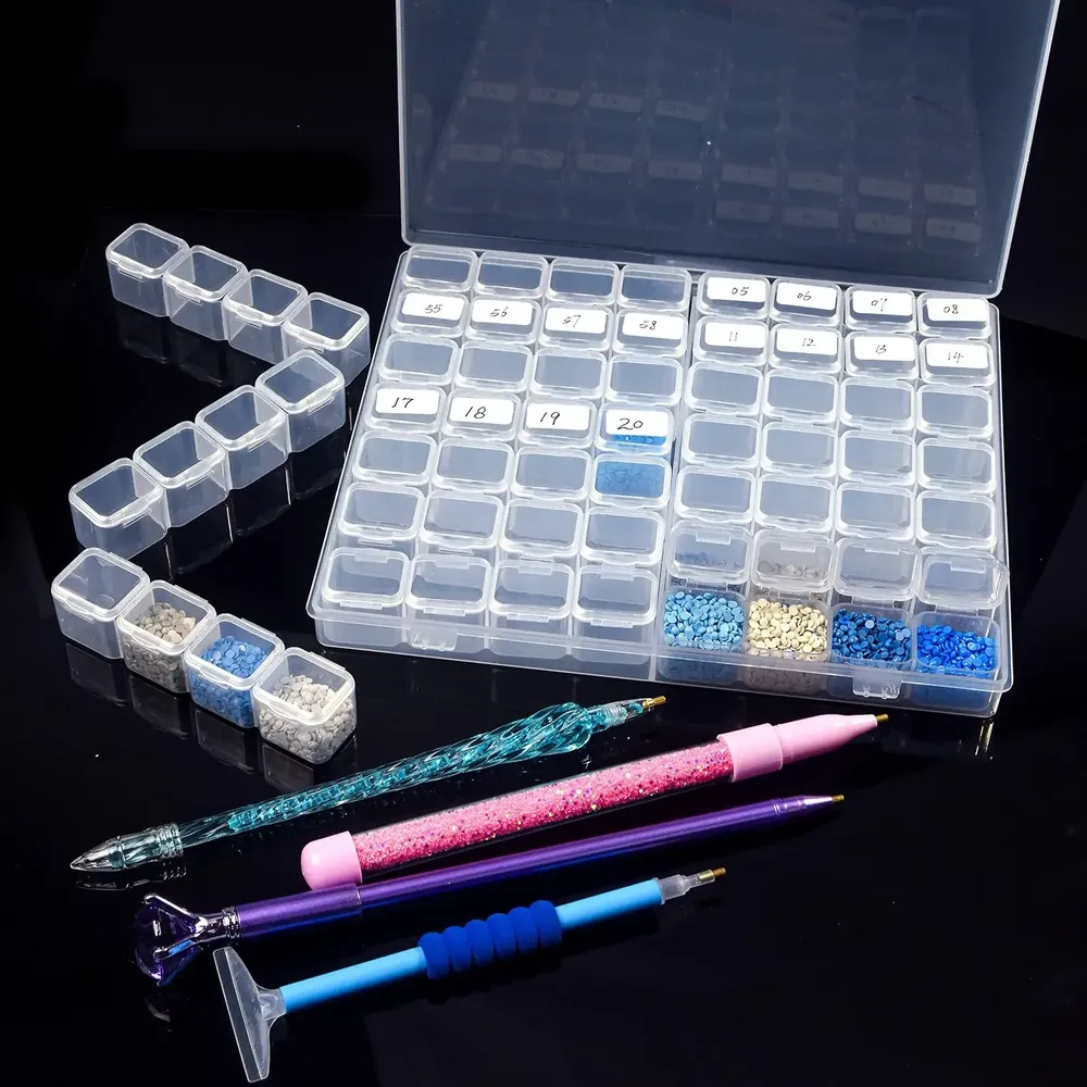 Boîte de rangement plastique 28 ou 56 compartiments