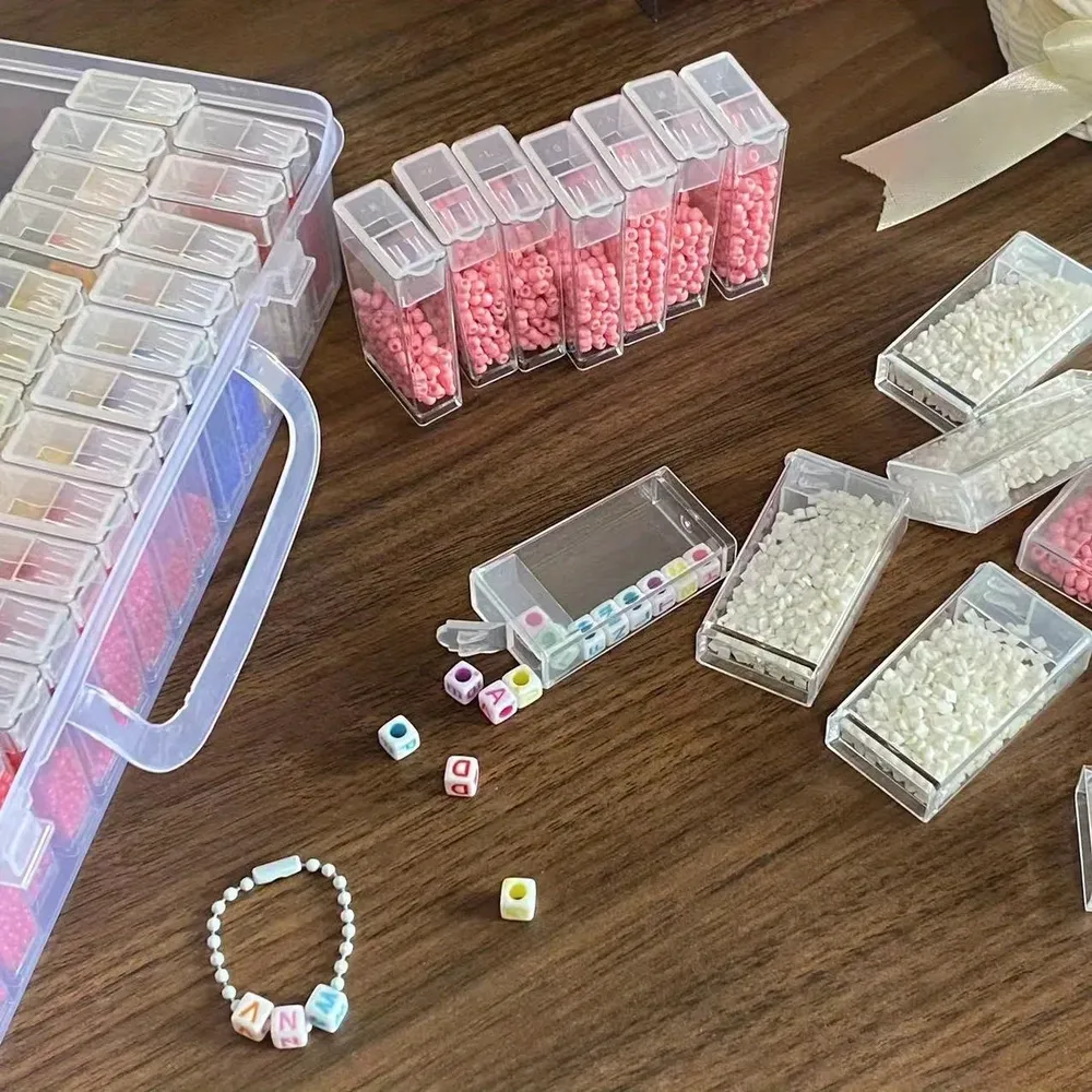 Boîte de rangement pour perles 96 à 120 grilles