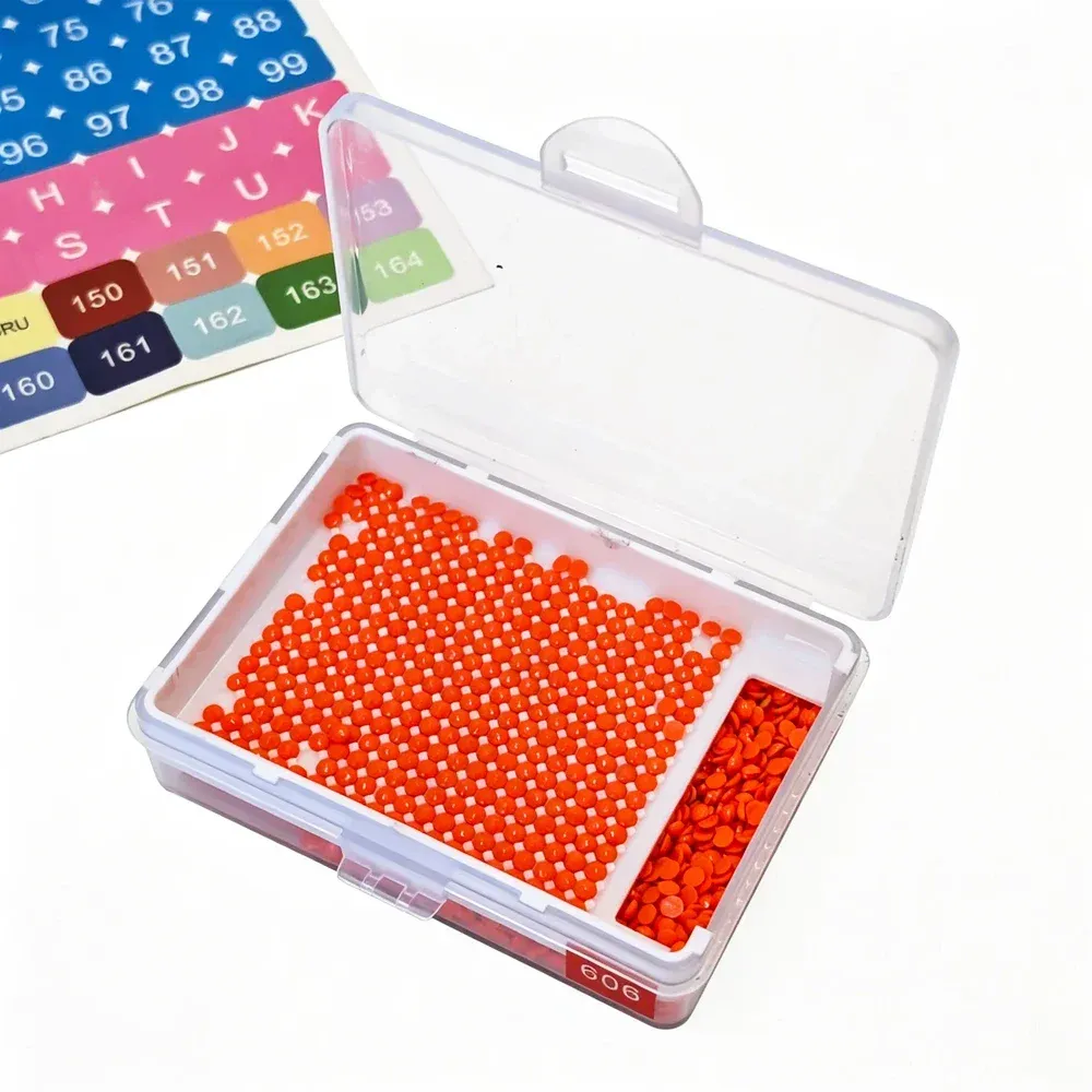 Boîte de rangement pour strass avec étiquettes numérotées