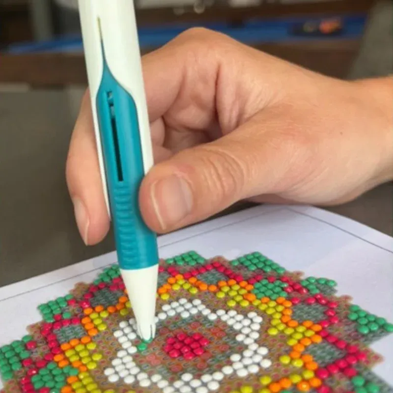 Distributeur perles peinture diamant rond