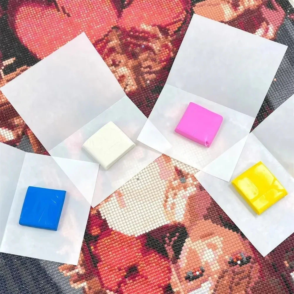 Pâte adhésive silicone pour peinture diamant 3x3cm