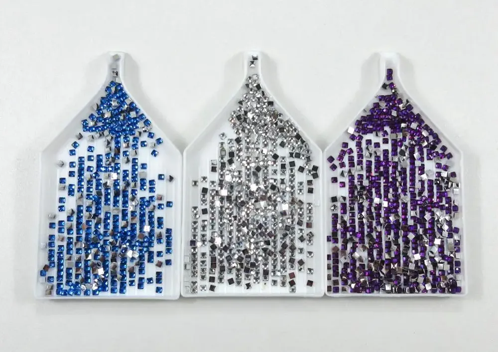 Peinture diamant reine AB carré 25x25 à 50x70 cm