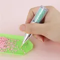 Stylo peinture diamant forme rouge à lèvres – 5